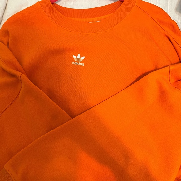 Nike Women's Crewneck - Picture 1 of 2